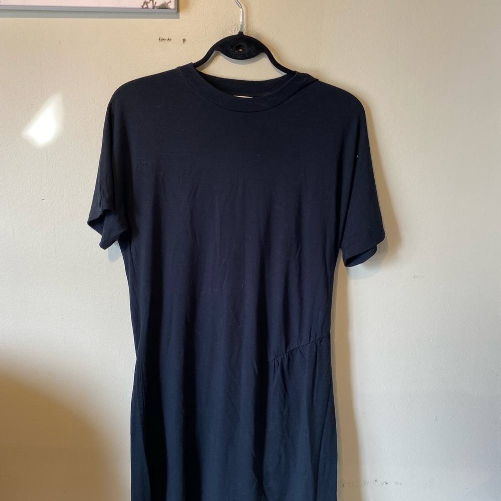 Aritzia Wilfred free size medium black side gather shift dress. - Picture 4 of 8